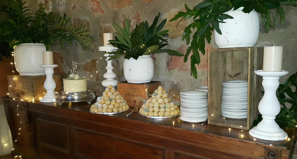 Plettenberg Bay Game Reserve: The Baroness Safari Lodge Exterior photo