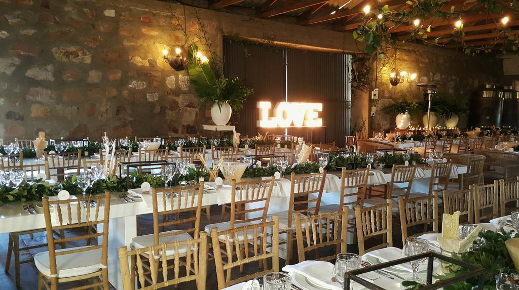 Plettenberg Bay Game Reserve: The Baroness Safari Lodge Exterior photo
