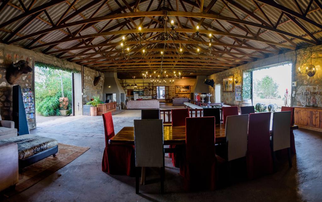 Plettenberg Bay Game Reserve: The Baroness Safari Lodge Exterior photo