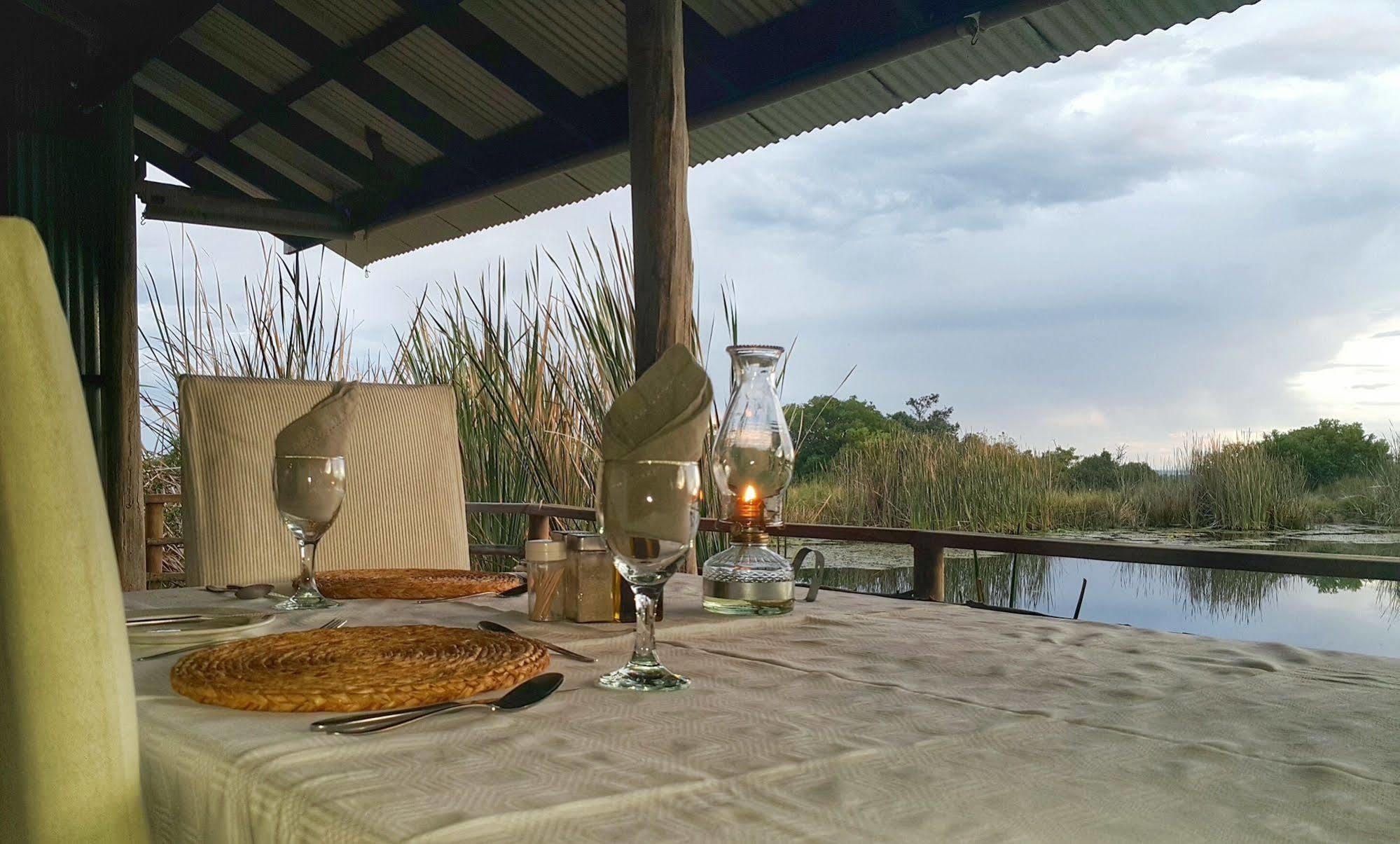 Plettenberg Bay Game Reserve: The Baroness Safari Lodge Exterior photo